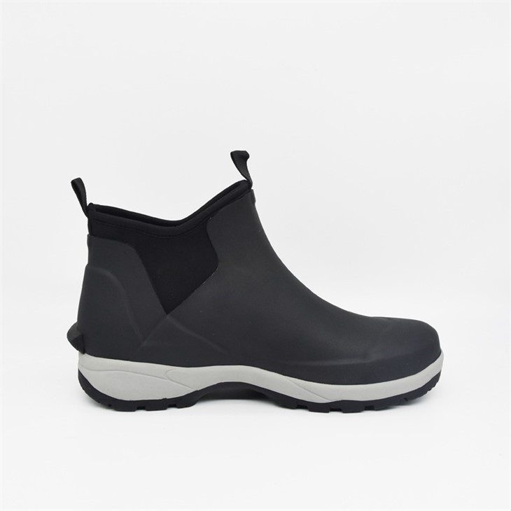 Black Rubber Boots